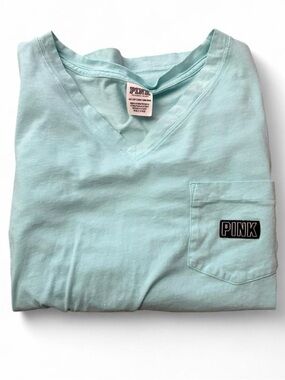 PINK V-neck Pocket Tee in Mint